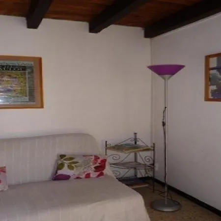 펜션 House De Labouiche Vernajoul